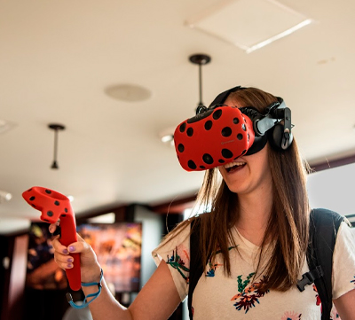 women enjoys vr